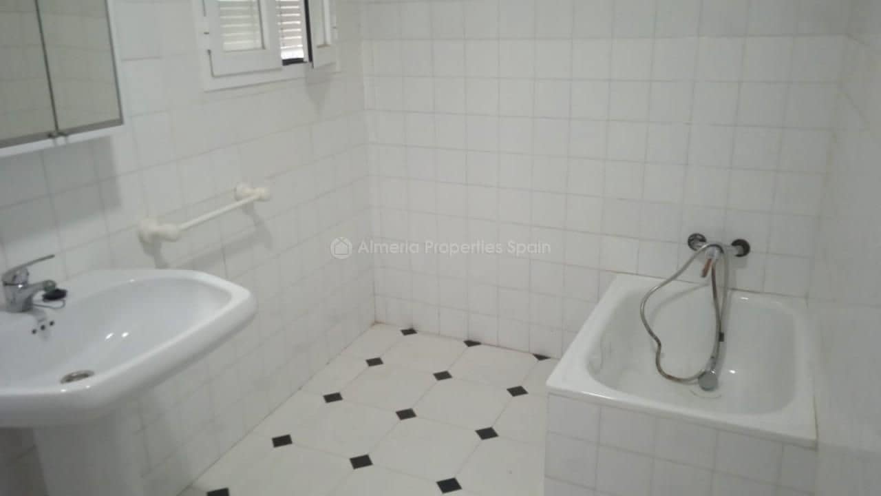 7 soveværelse Byhus til salg i Partaloa - € 97.000 (Ref: 8793170)