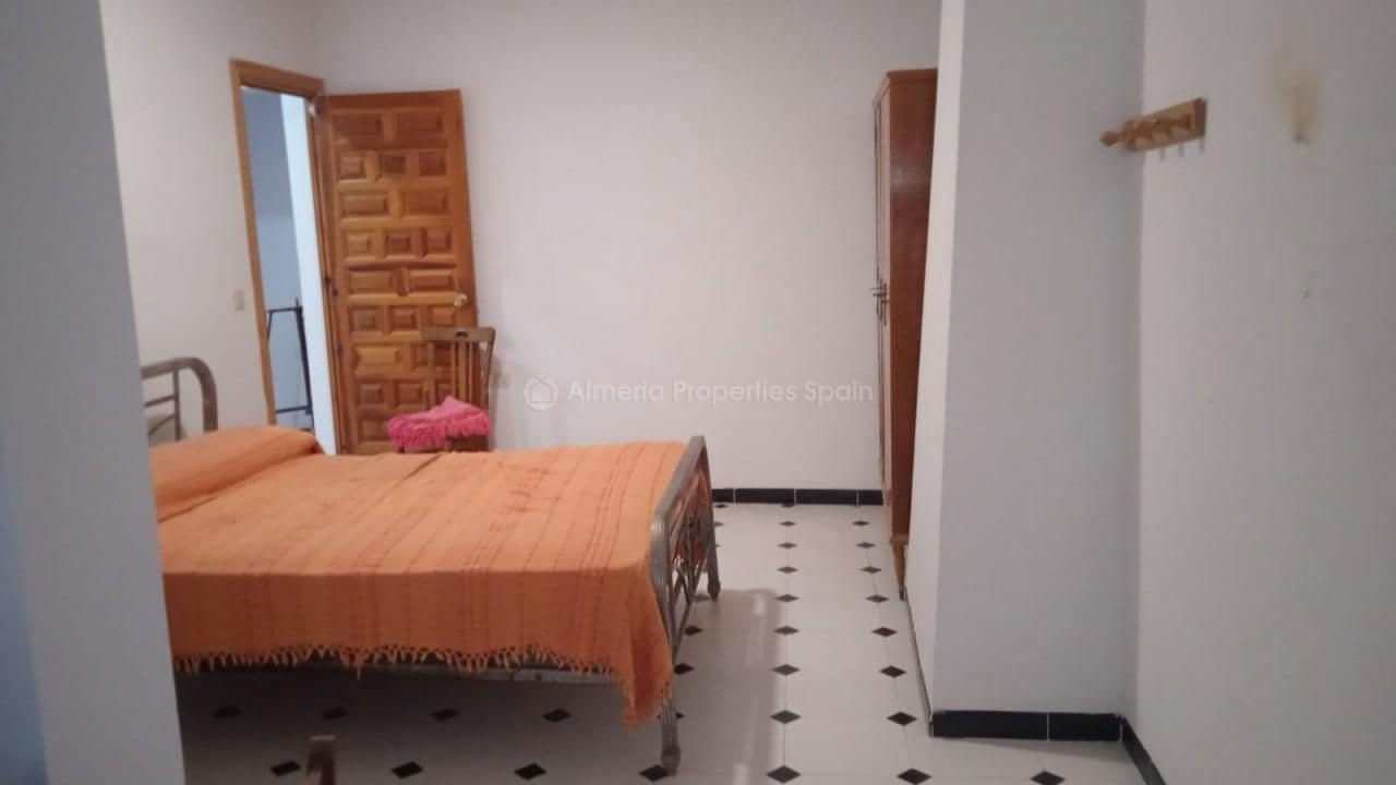 7 soveværelse Byhus til salg i Partaloa - € 97.000 (Ref: 8793170)