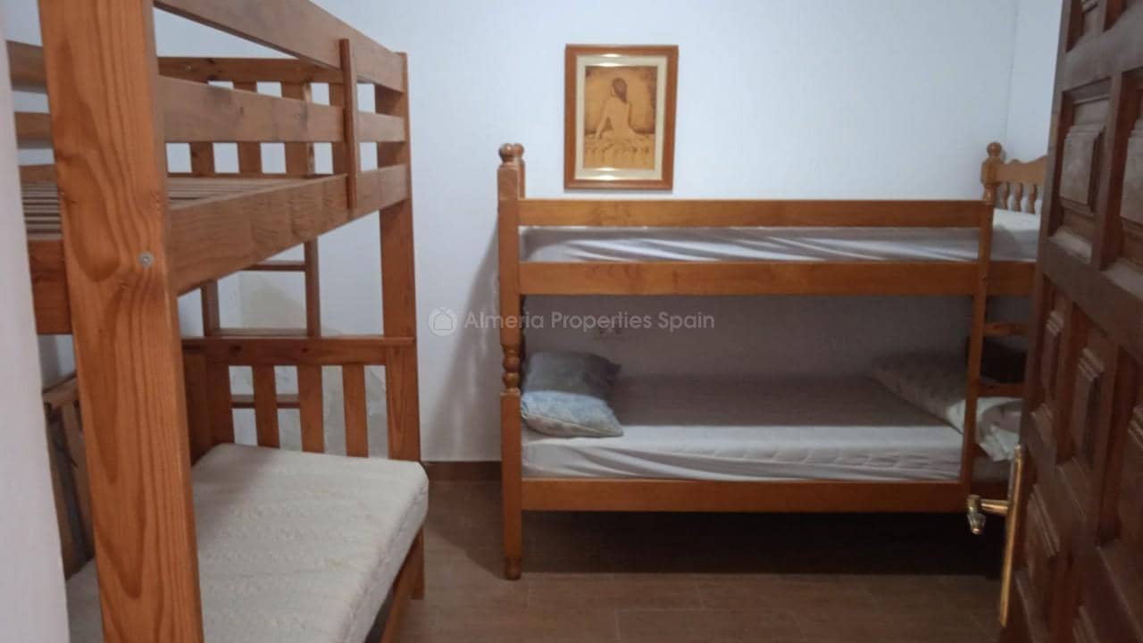 6 soverom Finca/Herregård til salgs i Huercal-Overa - € 126 000 (Ref: 8904896)