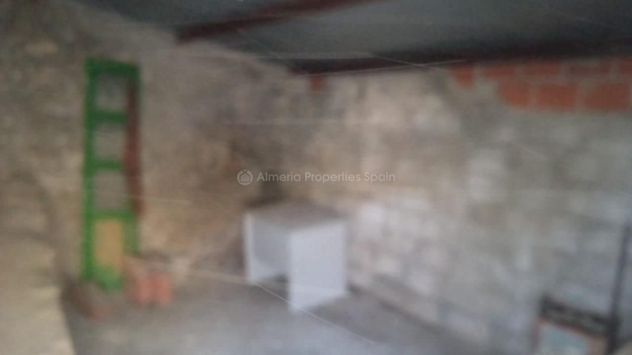 Finca/Country House for sale in Albox - € 39,900 (Ref: 8951716)