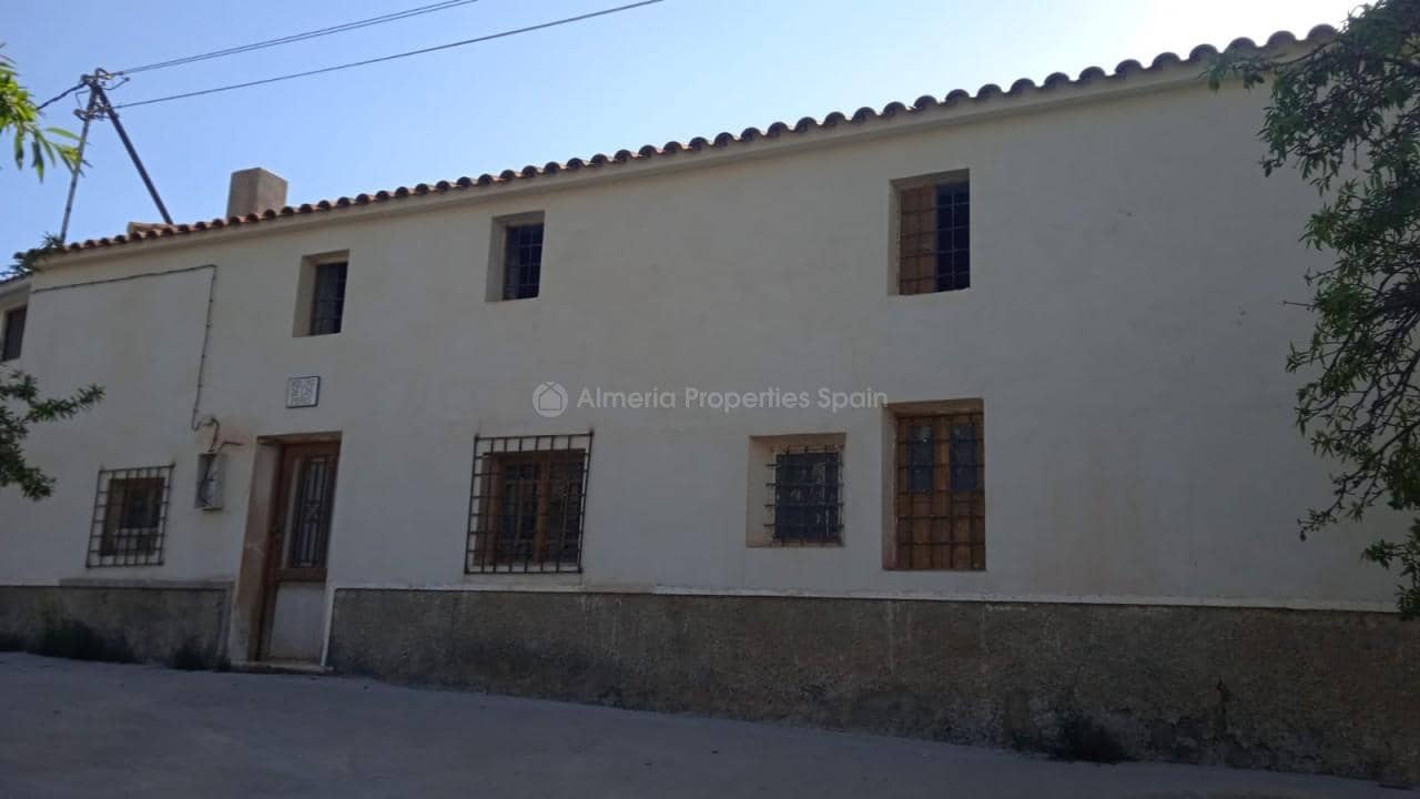 Finca/Country House for sale in Albox - € 39,900 (Ref: 8951716)