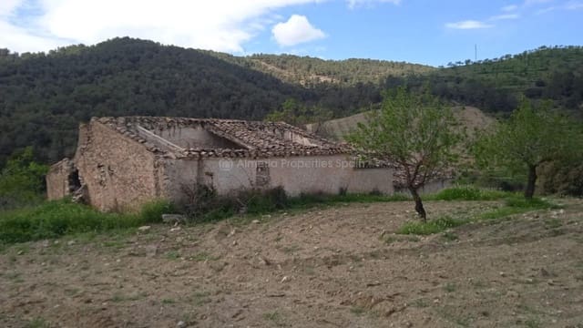 Finka/Dom wiejski na sprzedaż w Oria - 37 000 € (Ref: 8951717)