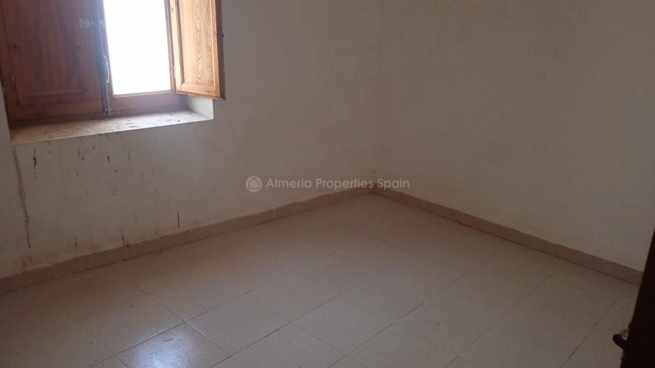 10 quarto Casa em Banda para venda em Albanchez - 77 000 € (Ref: 8959862)