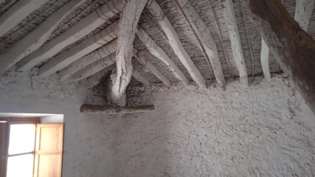 10 chambre Maison de Ville à vendre à Albanchez - 77 000 € (Ref: 8959862)