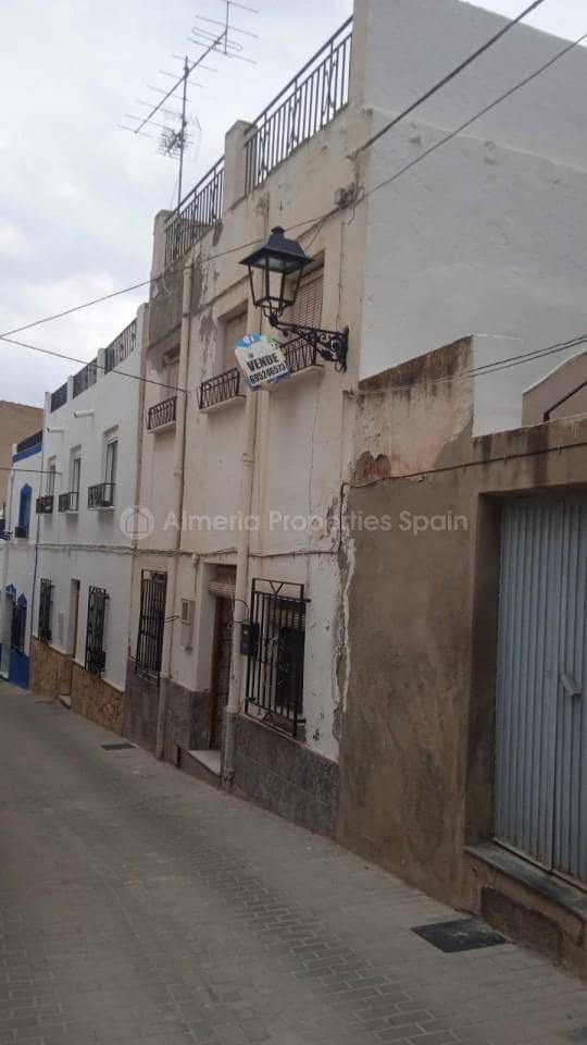 5 soveværelse Byhus til salg i Albox - € 43.000 (Ref: 9038319)