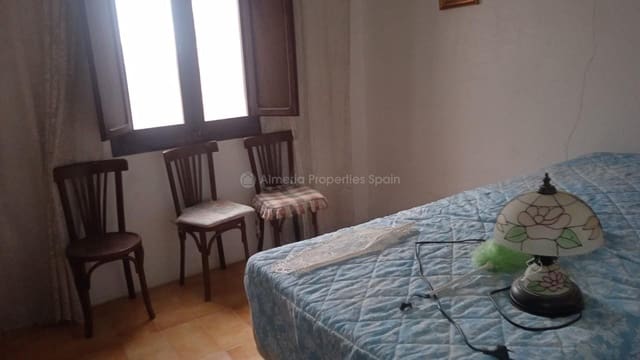 5 soveværelse Byhus til salg i Albox - € 43.000 (Ref: 9038319)