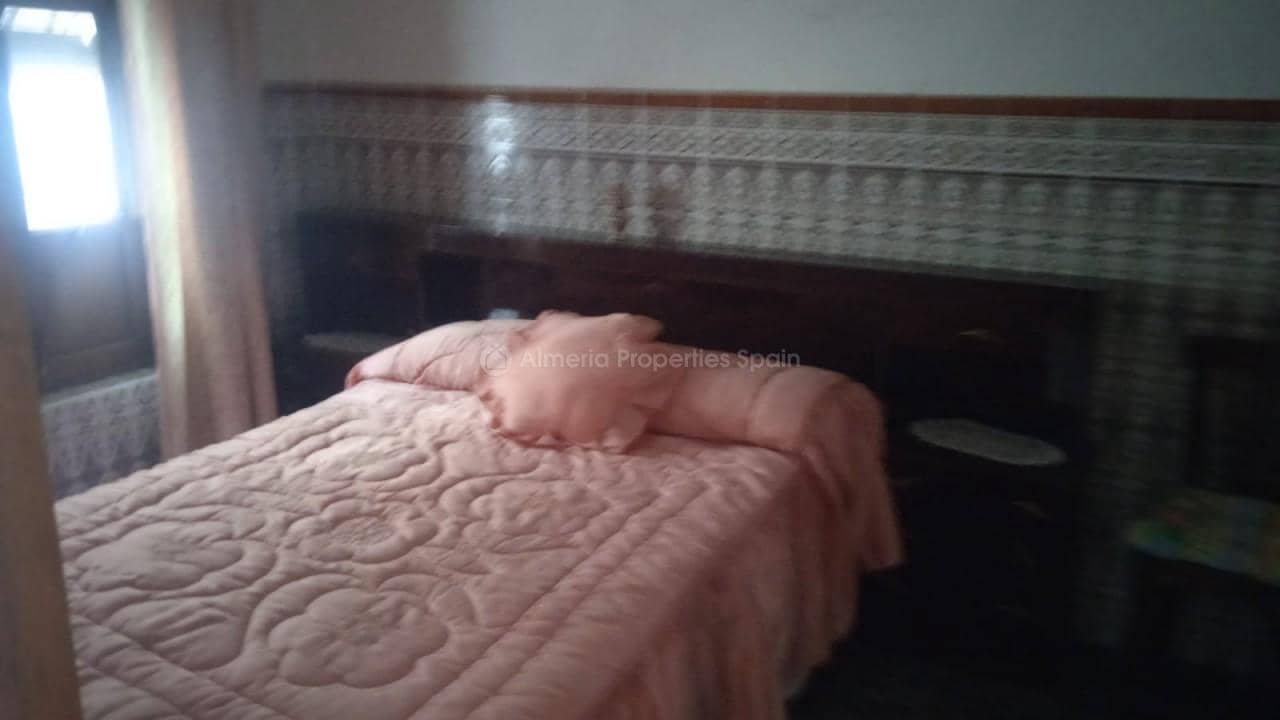 5 soveværelse Byhus til salg i Albox - € 43.000 (Ref: 9038319)