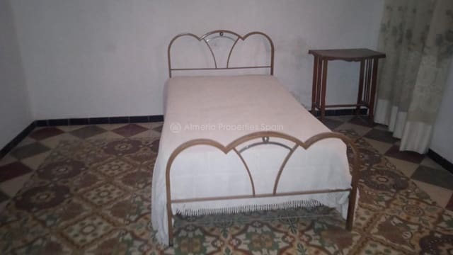 7 slaapkamer Huis te koop in Albox - € 129.000 (Ref: 9265131)