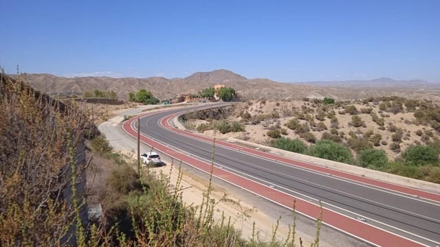 Finca/Landehus til salg i Arboleas - € 33.000 (Ref: 9265655)