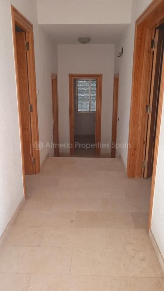 6 slaapkamer Villa te koop in Albox met zwembad - € 226.000 (Ref: 9322840)