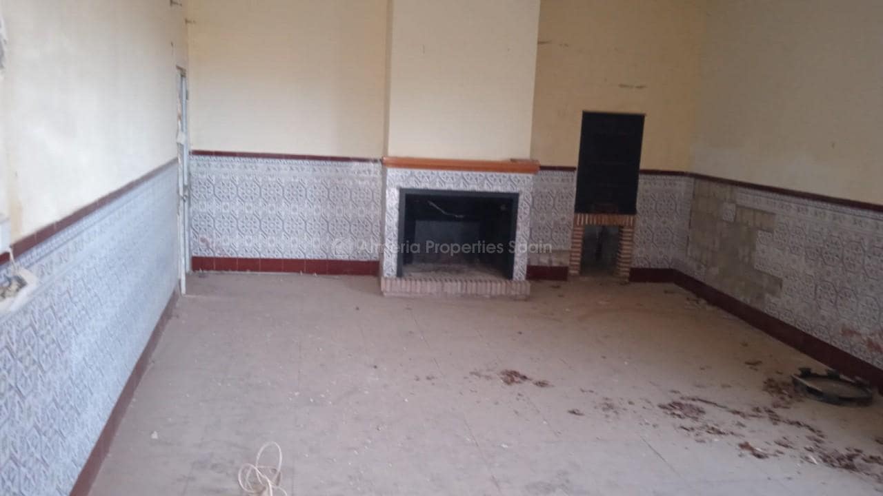 6 slaapkamer Villa te koop in Albox met zwembad - € 226.000 (Ref: 9322840)