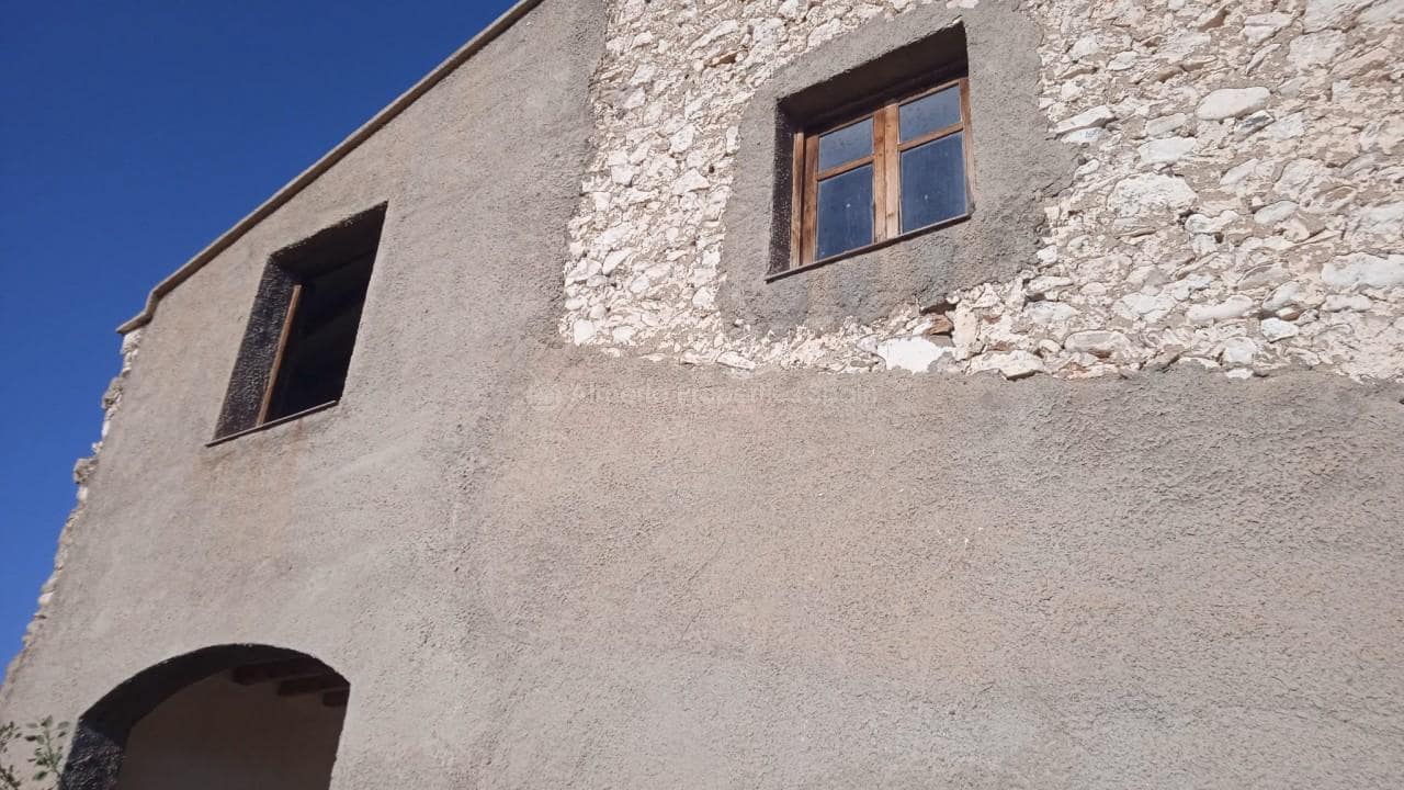 Finca/Country House for sale in Arboleas - € 67,000 (Ref: 9371514)