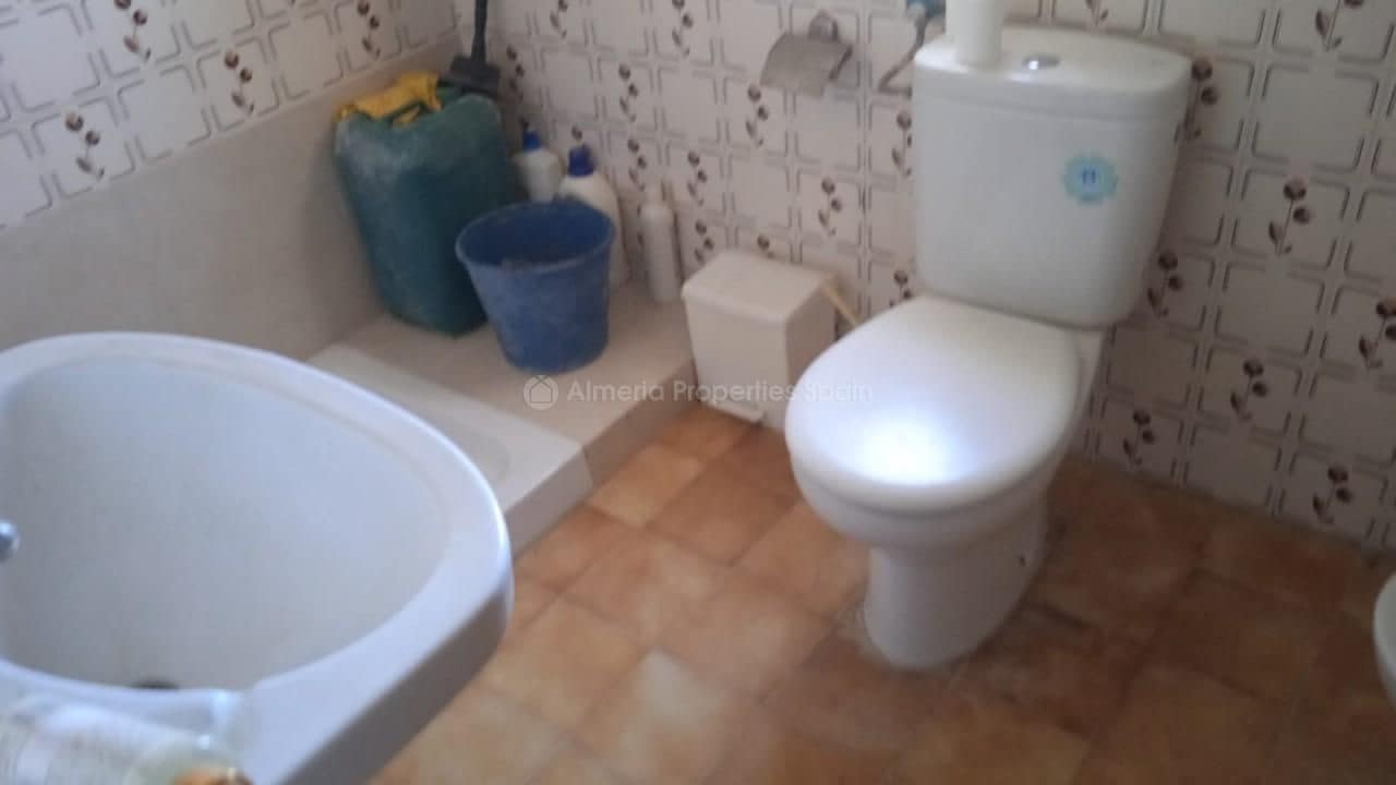 Finca/Country House for sale in Cantoria - € 130,000 (Ref: 9377736)