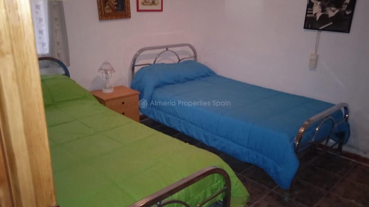 Finca/Country House for sale in Cantoria - € 130,000 (Ref: 9377736)