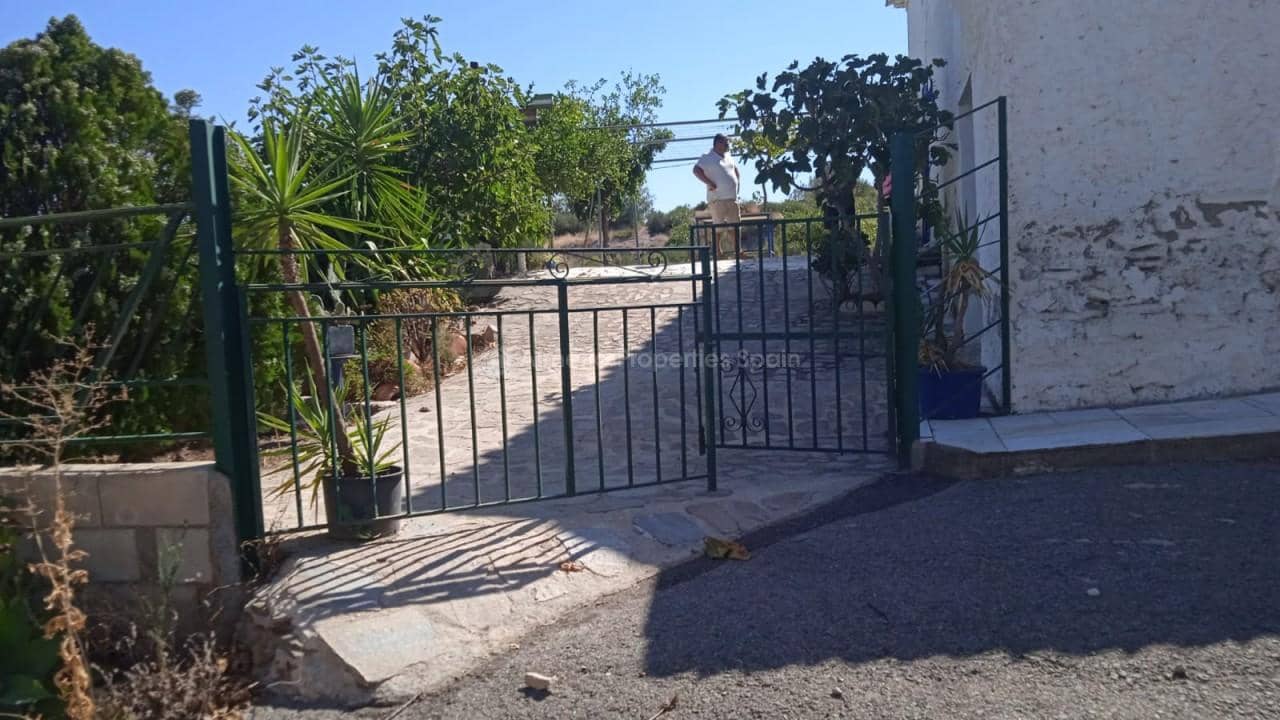 Finca/Country House for sale in Cantoria - € 130,000 (Ref: 9377736)