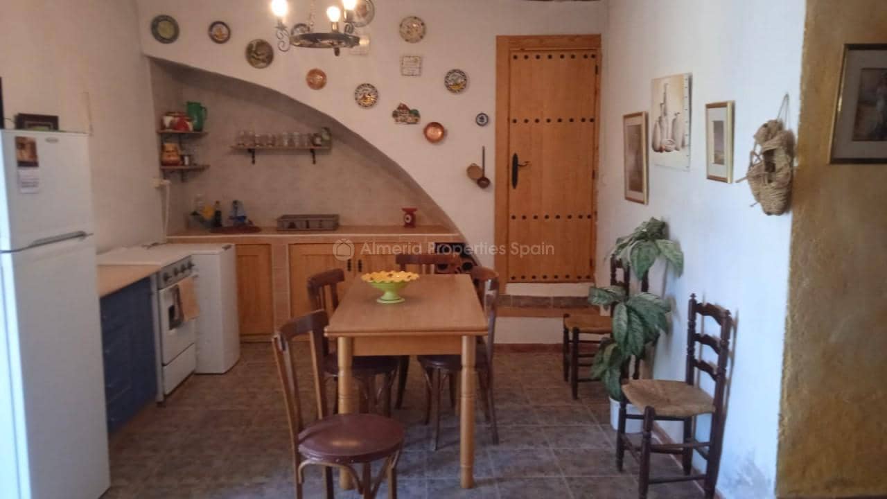 Finca/Country House for sale in Cantoria - € 130,000 (Ref: 9377736)