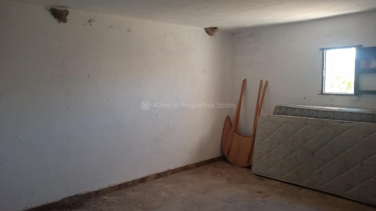 8 soverom Finca/Herregård til salgs i Cantoria - € 71 800 (Ref: 9377737)