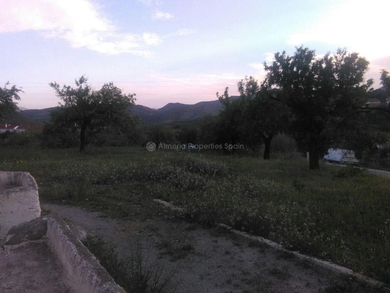 4 soveværelse Finca/Landehus til salg i Lubrin - € 75.000 (Ref: 9377739)