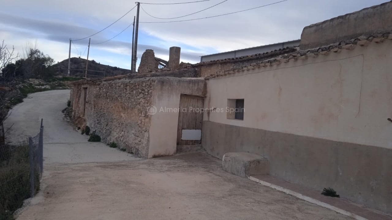 4 sypialnia Finka/Dom wiejski na sprzedaż w Oria - 86 000 € (Ref: 9384931)