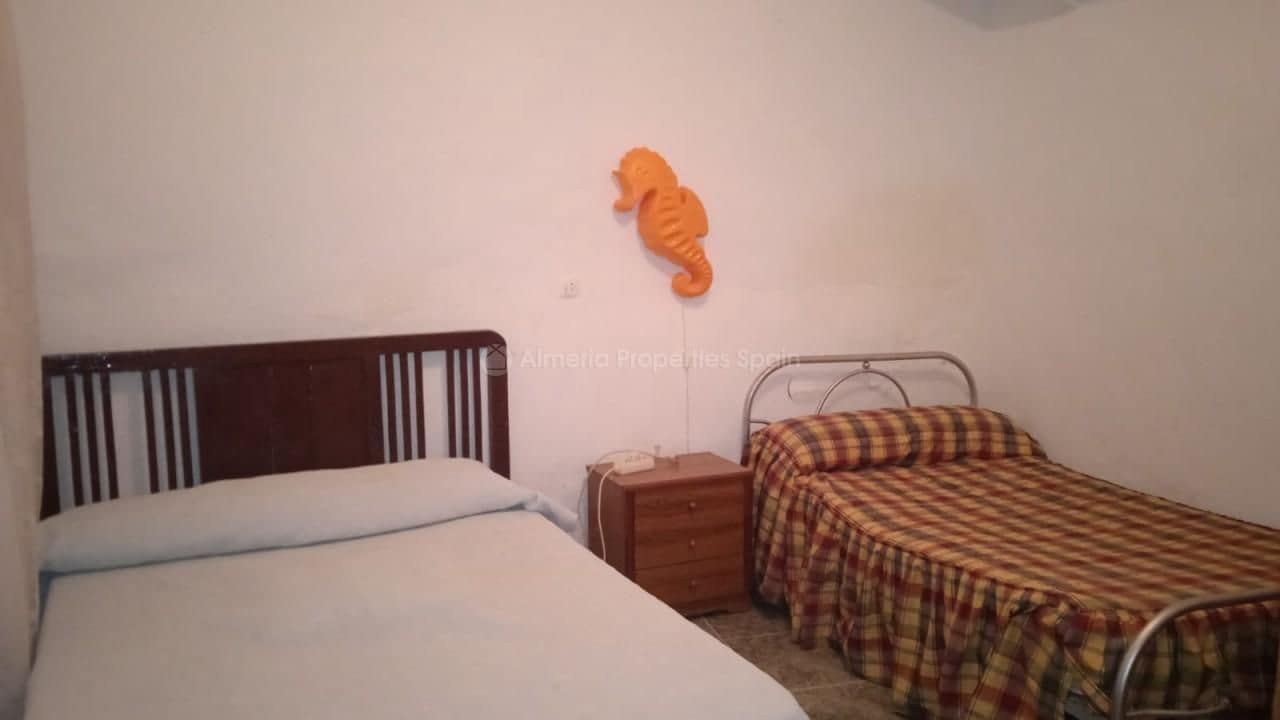 4 sypialnia Finka/Dom wiejski na sprzedaż w Oria - 86 000 € (Ref: 9384931)