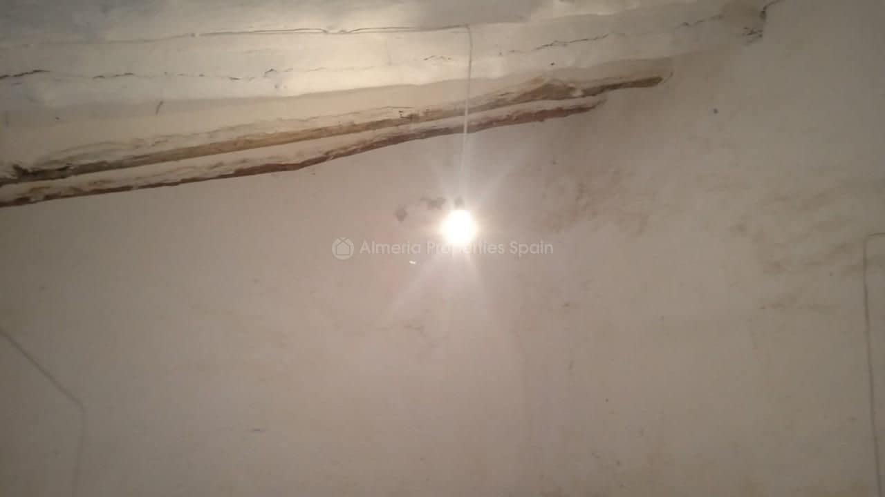 4 sypialnia Finka/Dom wiejski na sprzedaż w Oria - 86 000 € (Ref: 9384931)