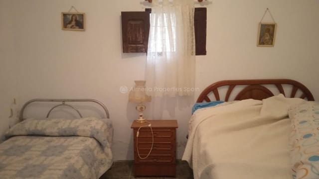 4 sypialnia Finka/Dom wiejski na sprzedaż w Oria - 86 000 € (Ref: 9384931)