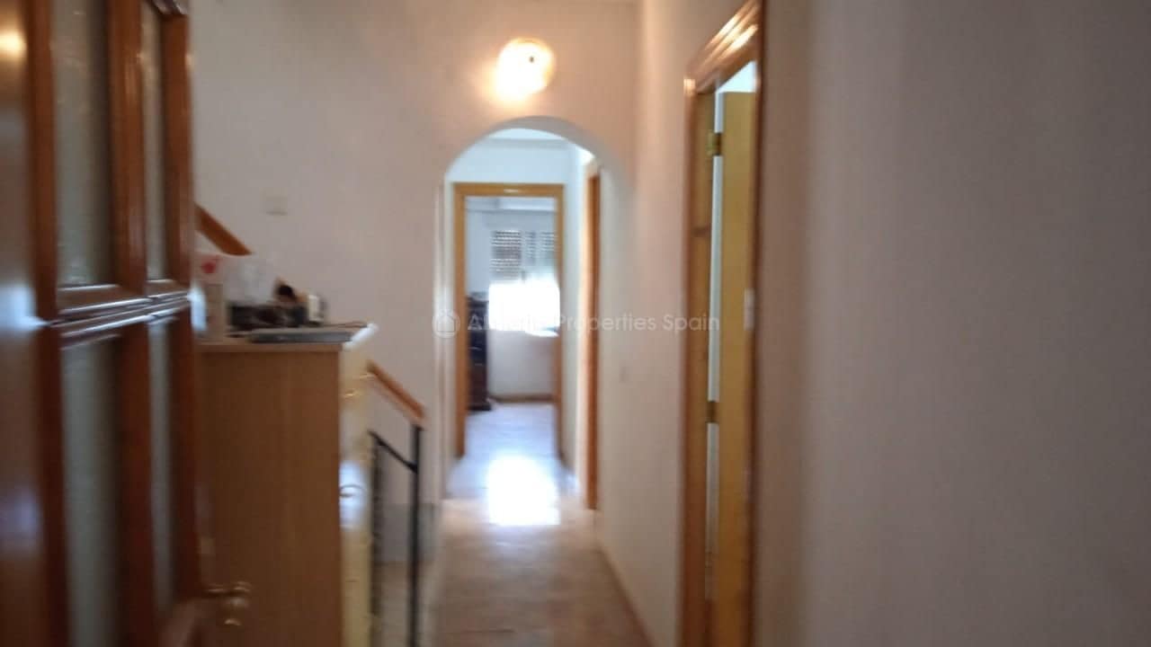 9 slaapkamer Huis te koop in Albanchez - € 126.000 (Ref: 9415424)