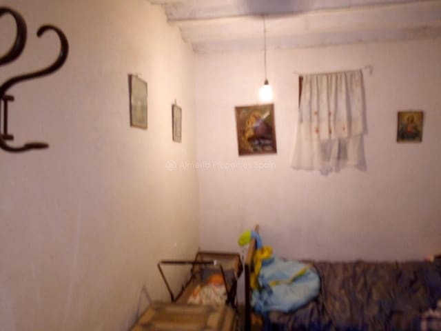 3 soveværelse Finca/Landehus til salg i Albox - € 65.000 (Ref: 9430798)