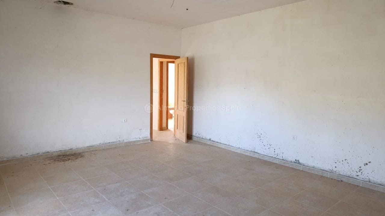 6 chambre Finca/Maison de Campagne à vendre à Lubrin - 125 000 € (Ref: 9578248)