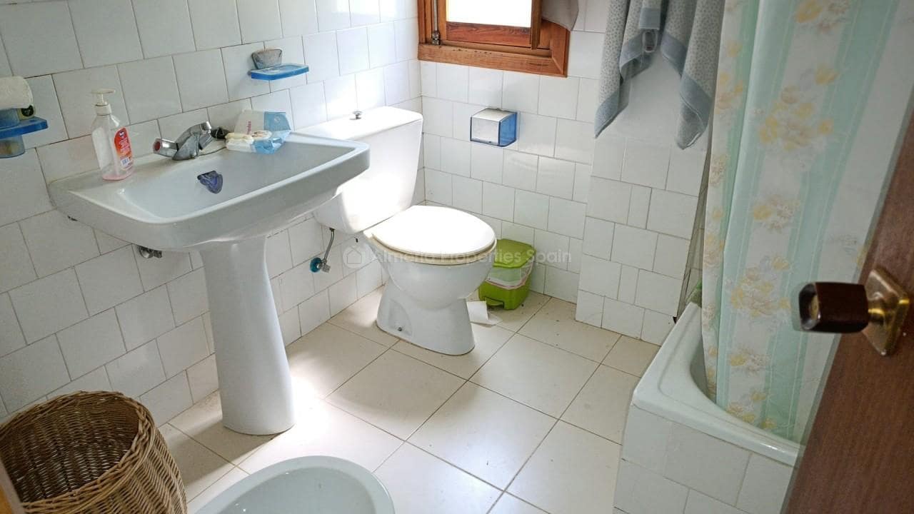 9 camera da letto Finca/Casa di Campagna in vendita in Sierro - 220.000 € (Rif: 9826903)