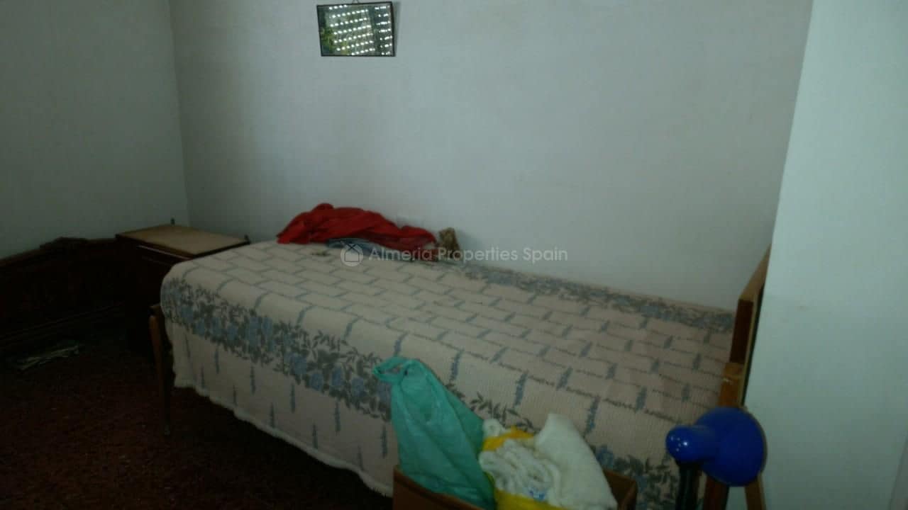 7 bedroom Townhouse for sale in Partaloa - € 55,000 (Ref: 9826904)