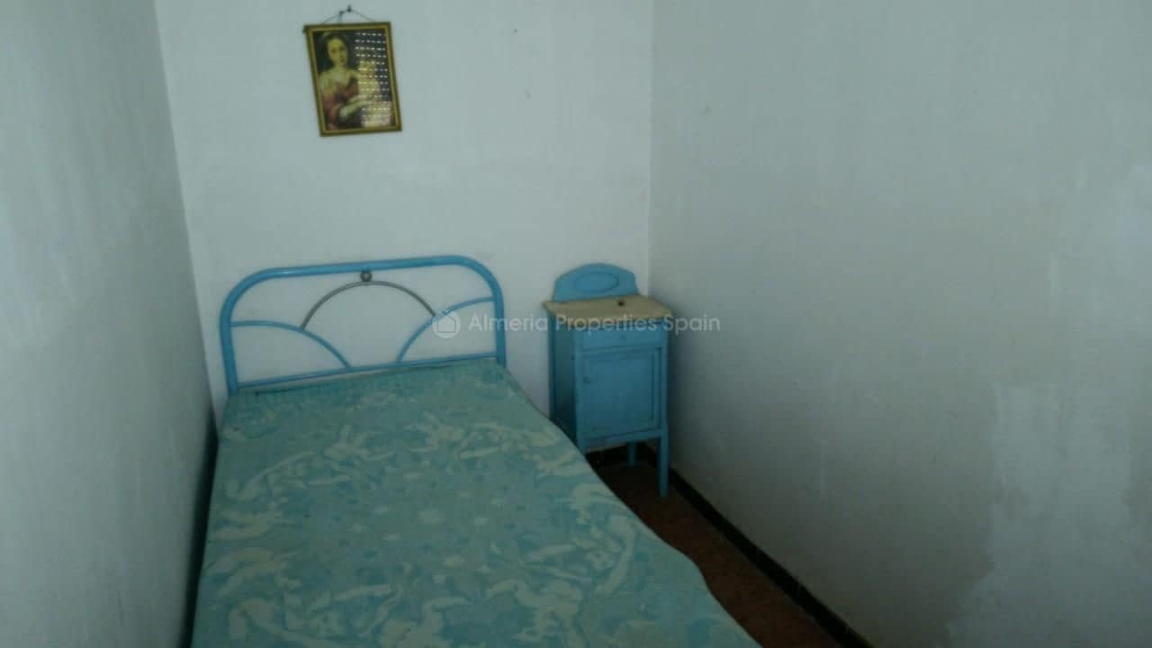 7 bedroom Townhouse for sale in Partaloa - € 55,000 (Ref: 9826904)