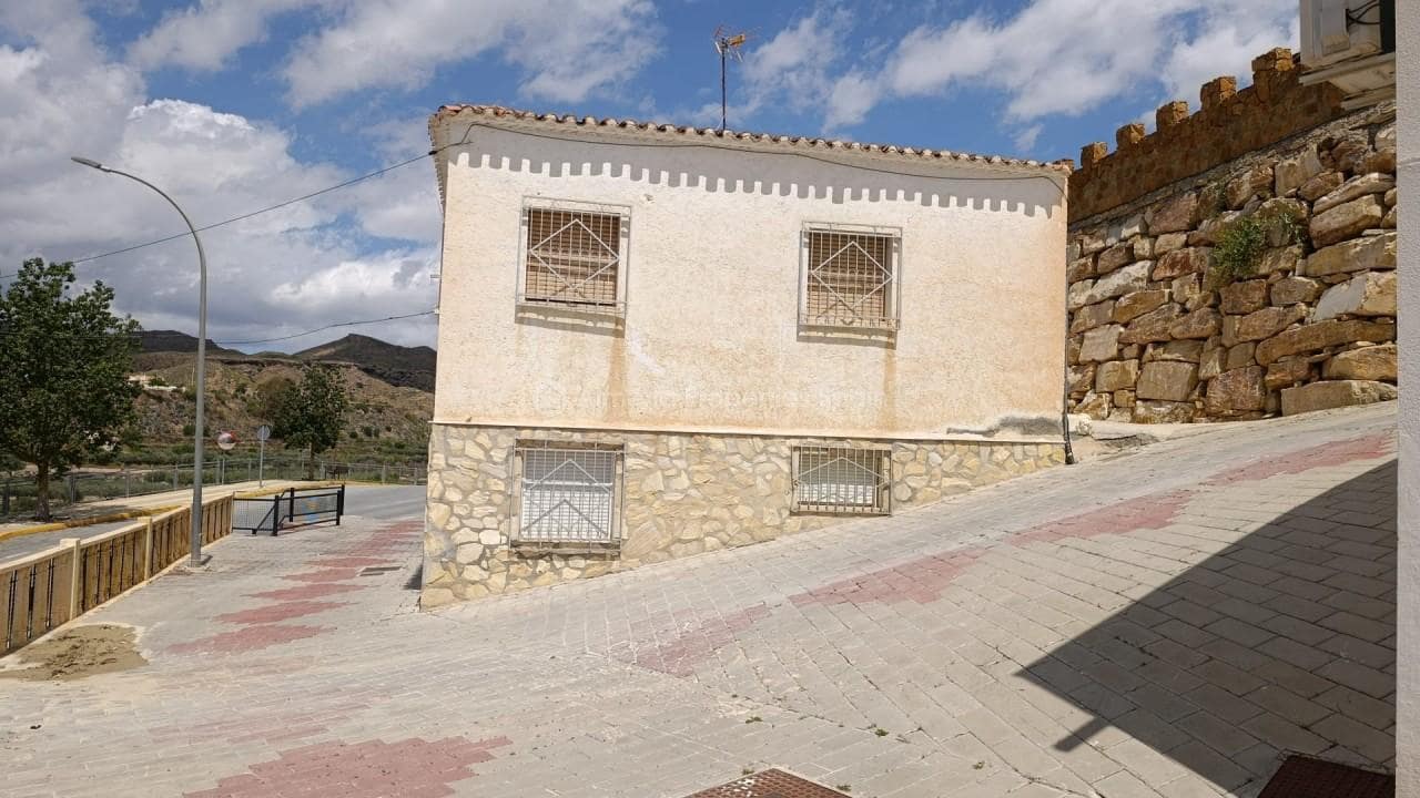 7 bedroom Townhouse for sale in Partaloa - € 55,000 (Ref: 9826904)