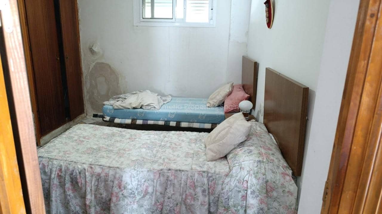 7 bedroom Townhouse for sale in Partaloa - € 55,000 (Ref: 9826904)