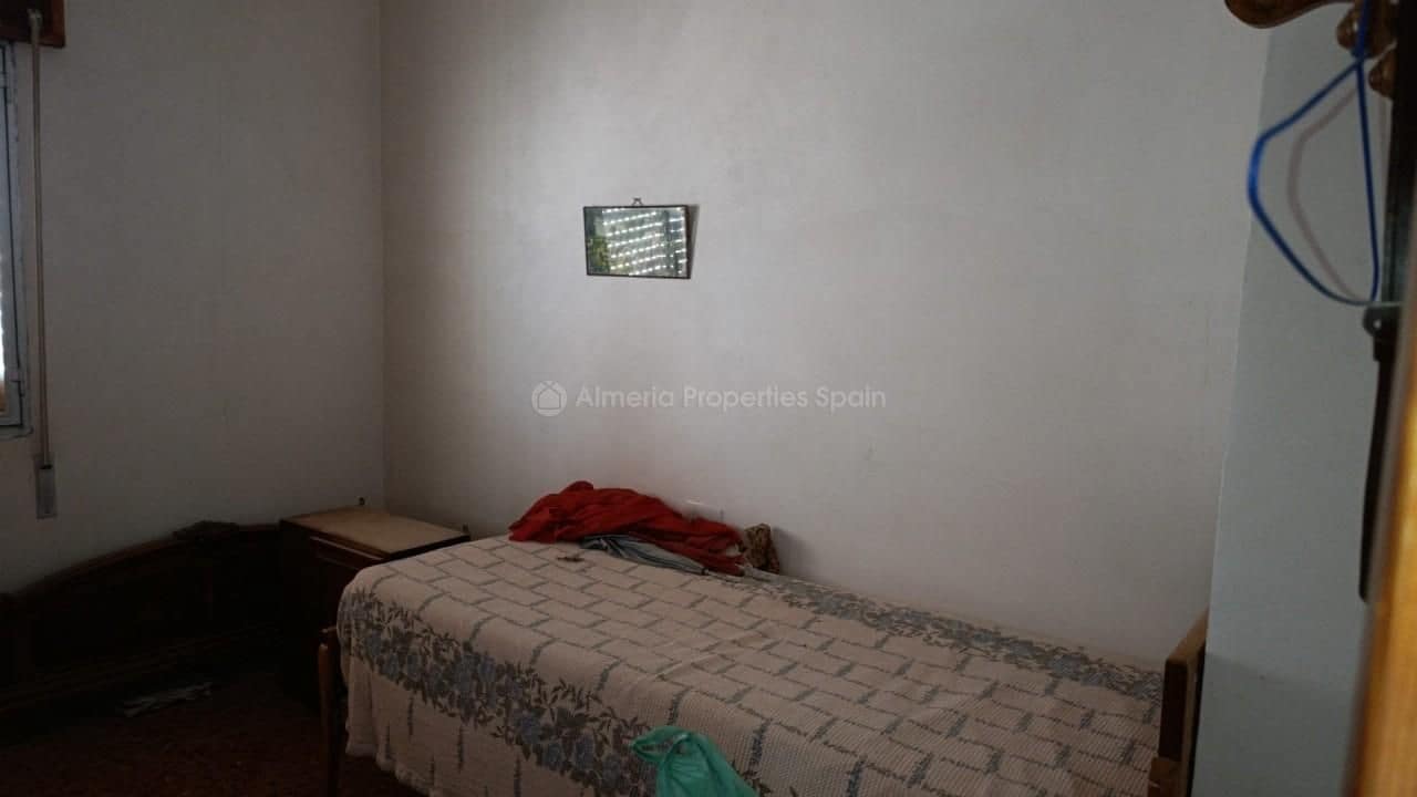 7 bedroom Townhouse for sale in Partaloa - € 55,000 (Ref: 9826904)