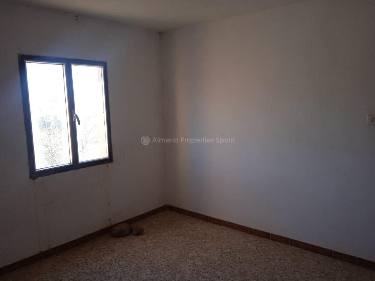 7 bedroom Finca/Country House for sale in Albox - € 77,000 (Ref: 9838739)