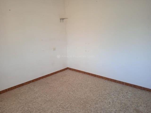 7 Zimmer Finca/Landgut zu verkaufen in Albox - 77.000 € (Ref: 9838739)