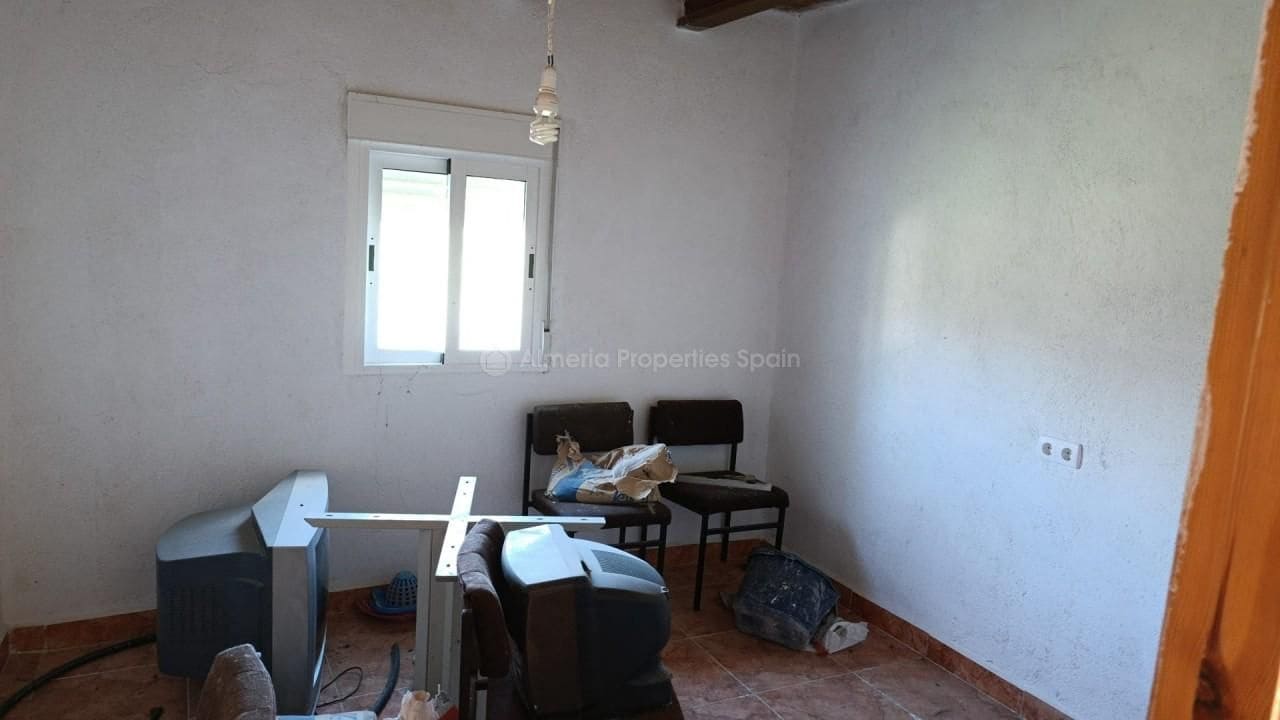 4 bedroom Finca/Country House for sale in Chirivel - € 90,000 (Ref: 9844648)