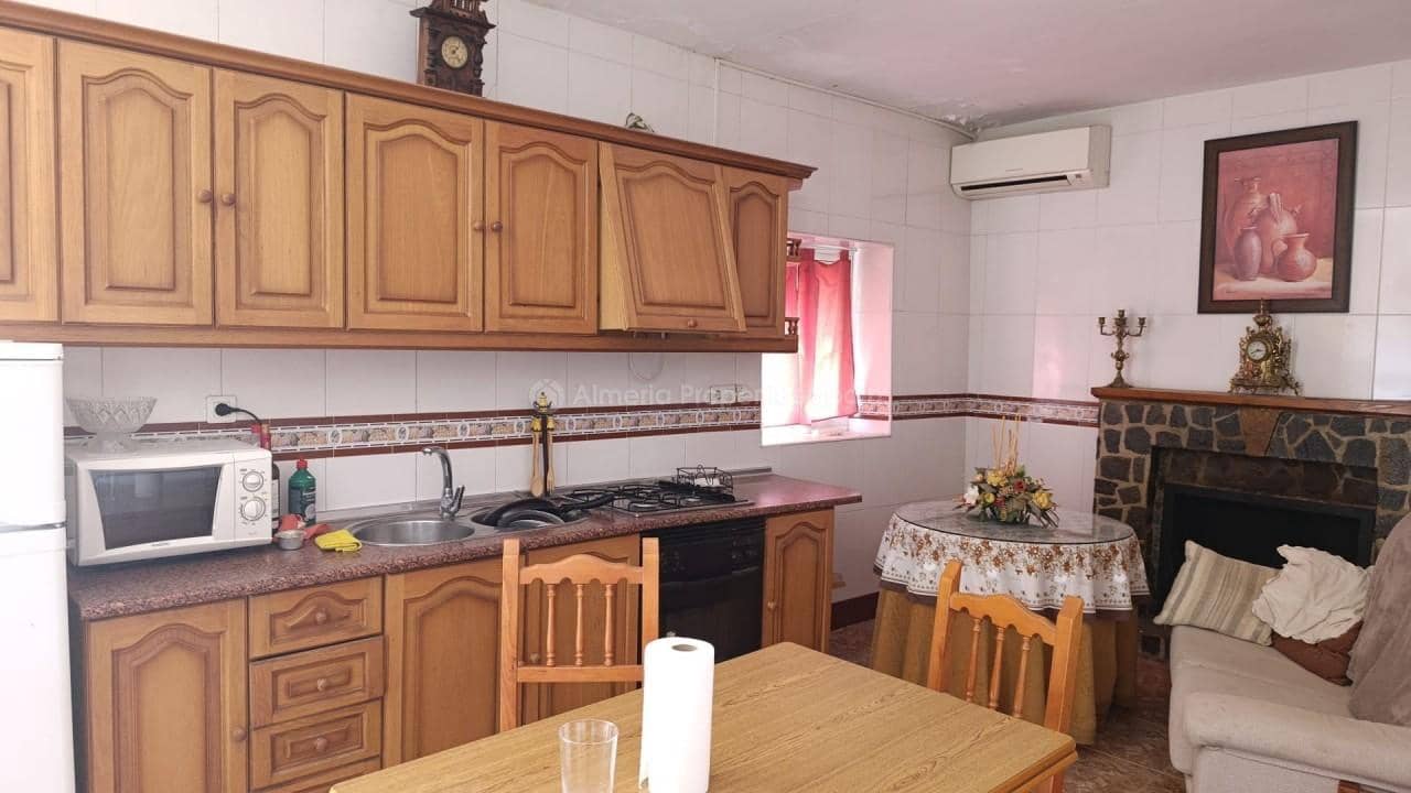 4 soverom Finca/Herregård til salgs i Albox - € 100 000 (Ref: 9906626)