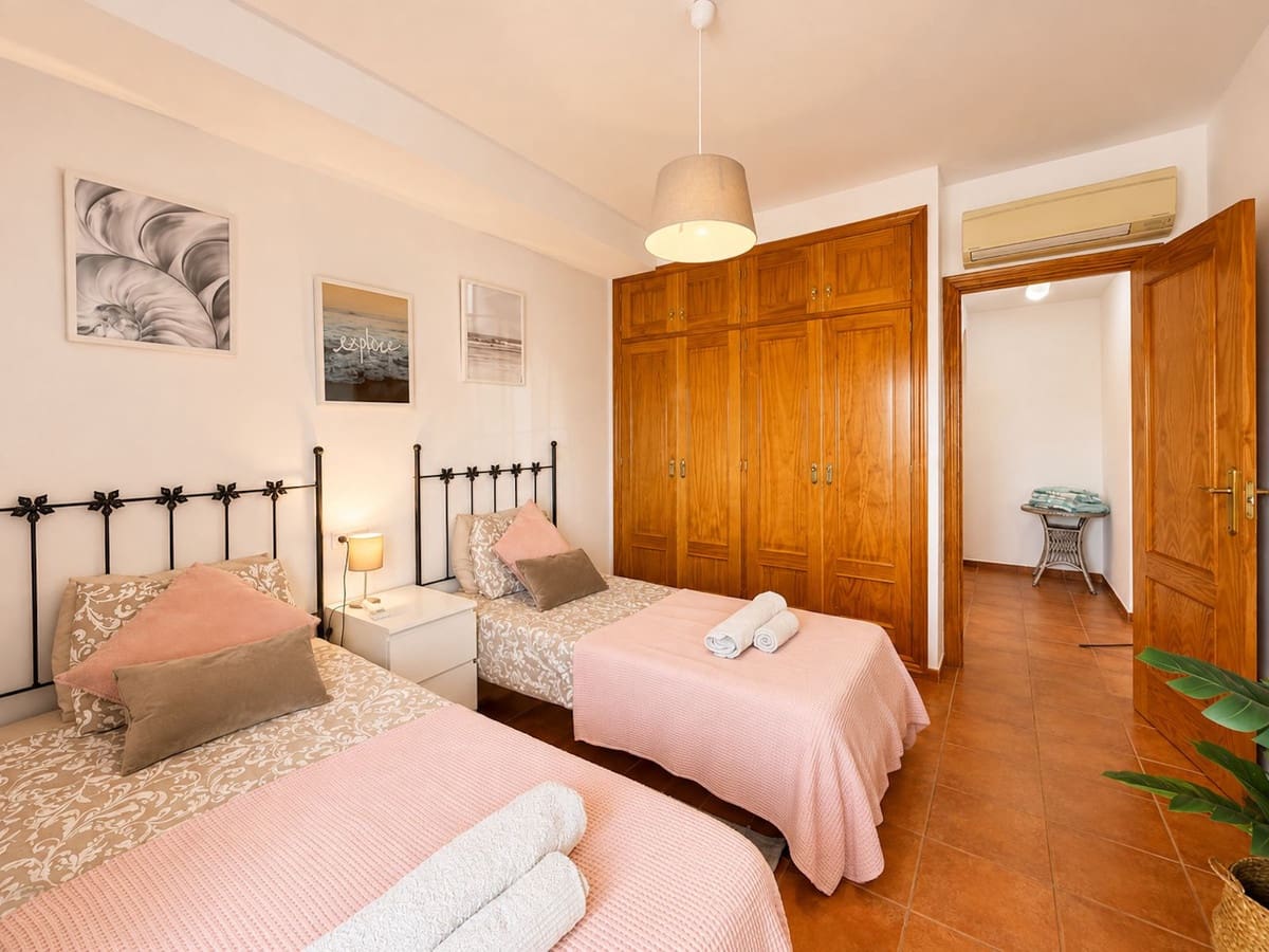 2 soverom Leilighet til salgs i Frigiliana med svømmebasseng - € 299 000 (Ref: 10026583)