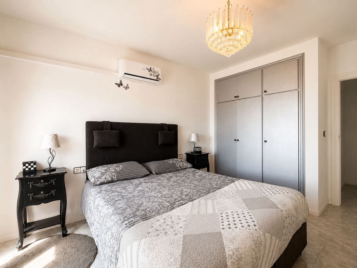 2 bedroom Apartment for sale in Torrox-Costa with pool - € 330,000 (Ref: 10026687)