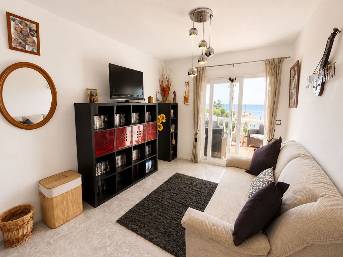 2 bedroom Apartment for sale in Torrox-Costa with pool - € 330,000 (Ref: 10026687)