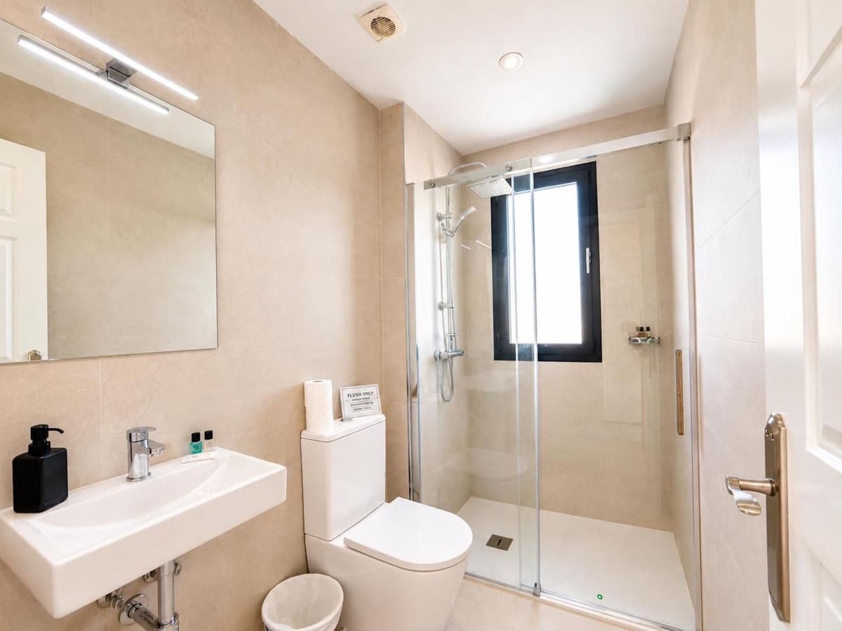 3 sypialnia Willa na sprzedaż w Nerja z basenem garażem - 789 000 € (Ref: 10044206)