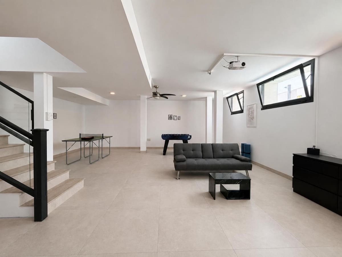 3 sypialnia Willa na sprzedaż w Nerja z basenem garażem - 789 000 € (Ref: 10044206)