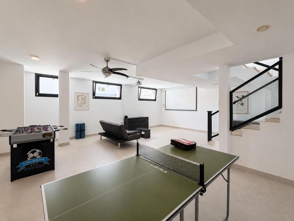 3 sypialnia Willa na sprzedaż w Nerja z basenem garażem - 789 000 € (Ref: 10044206)