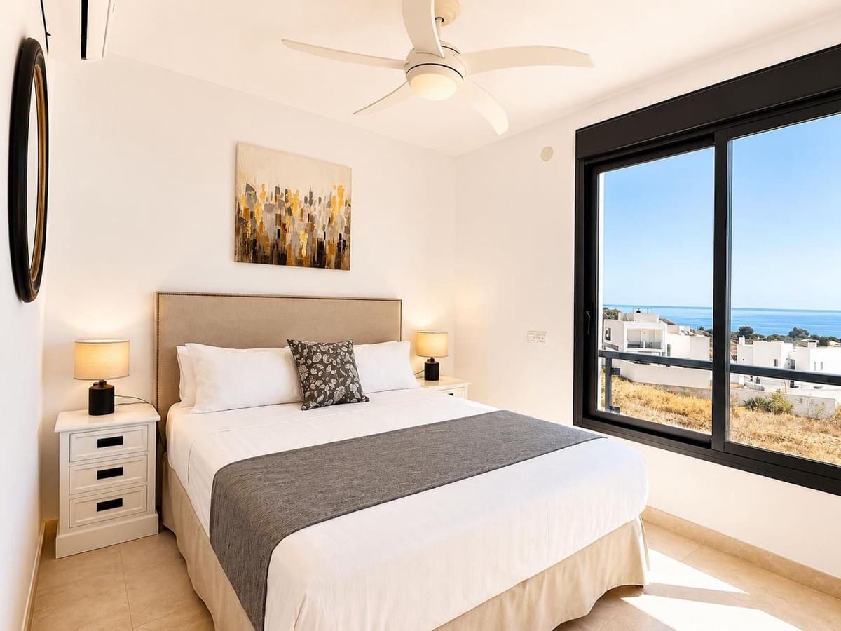 Chalet de 3 habitaciones en Nerja en venta con piscina garaje - 789.000 € (Ref: 10044206)