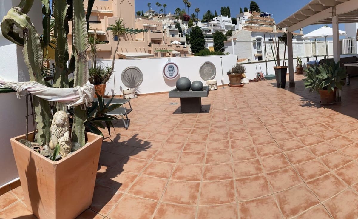 2 sovrum Takvåning till salu i Nerja med garage - 975 000 € (Ref: 10057388)