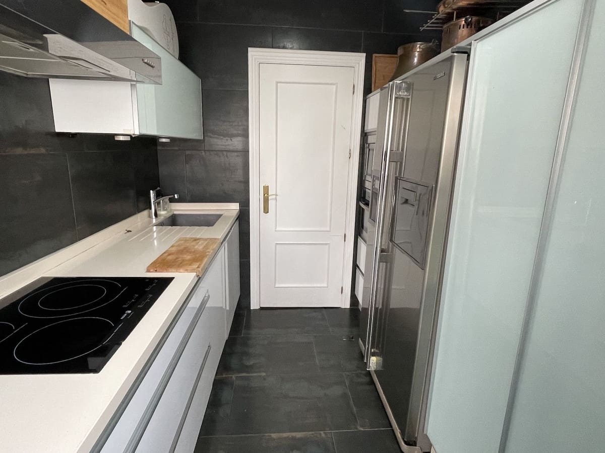 2 sovrum Takvåning till salu i Nerja med garage - 975 000 € (Ref: 10057388)