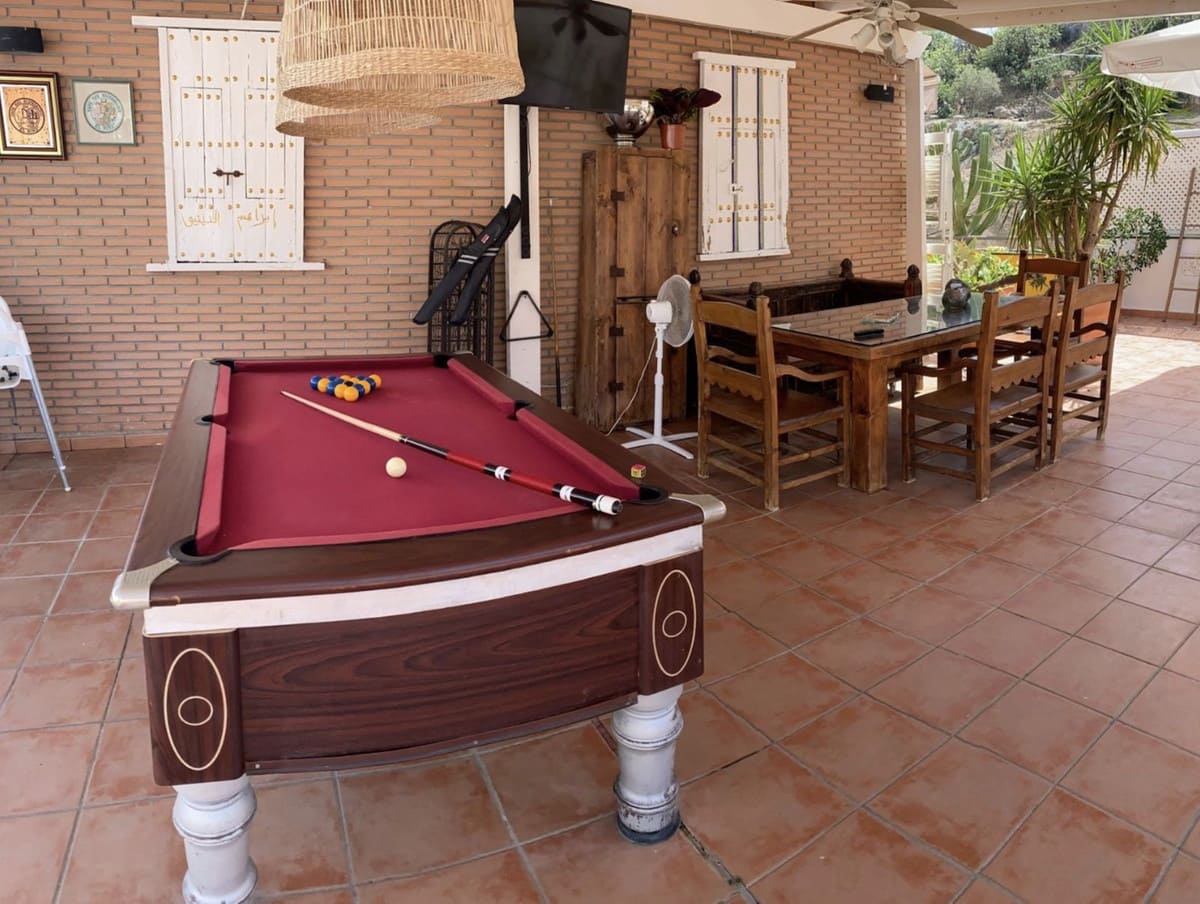 2 sovrum Takvåning till salu i Nerja med garage - 975 000 € (Ref: 10057388)
