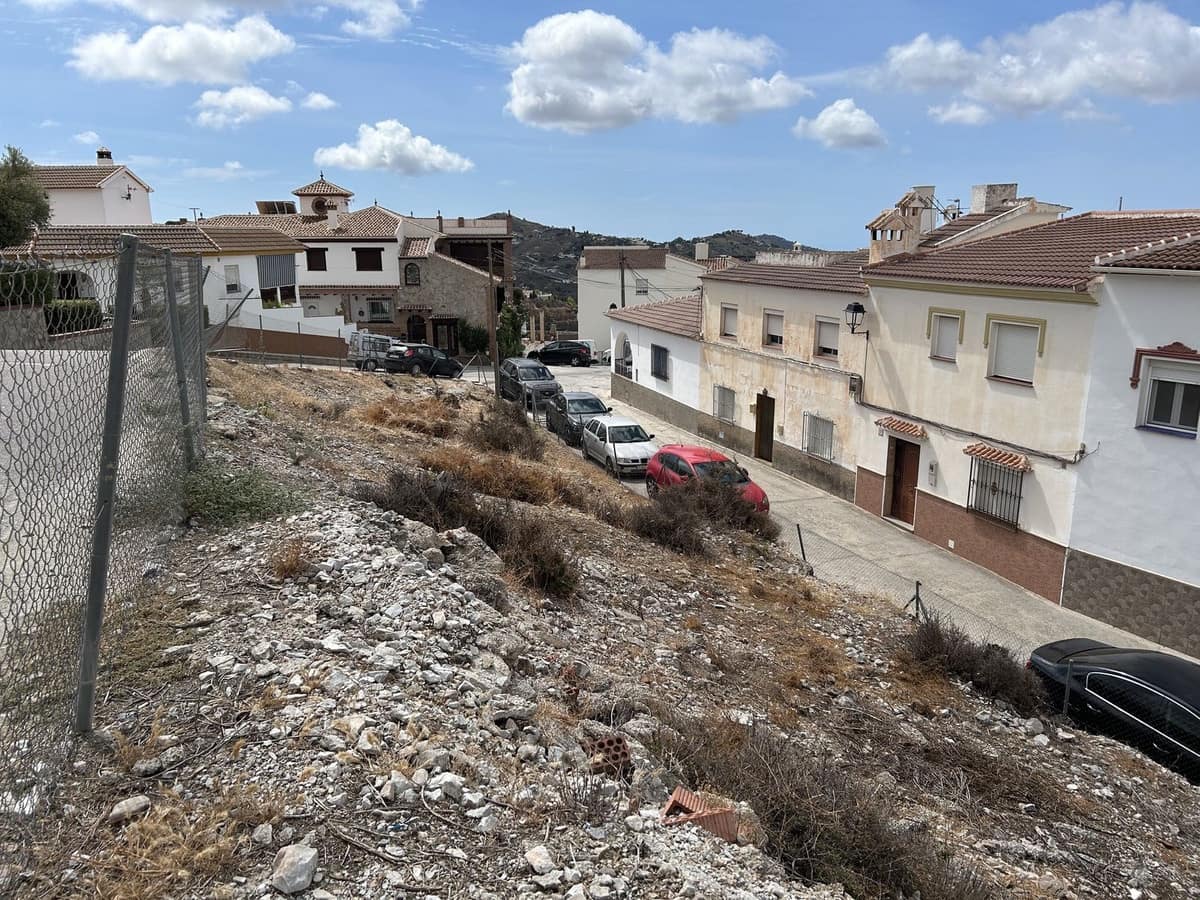 Building Plot for sale in Competa - € 130,000 (Ref: 10060928)